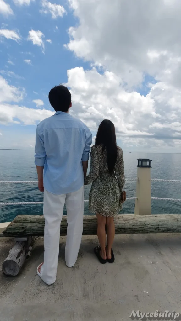 패션에 진심인 커플의 세부호핑투어 이야기